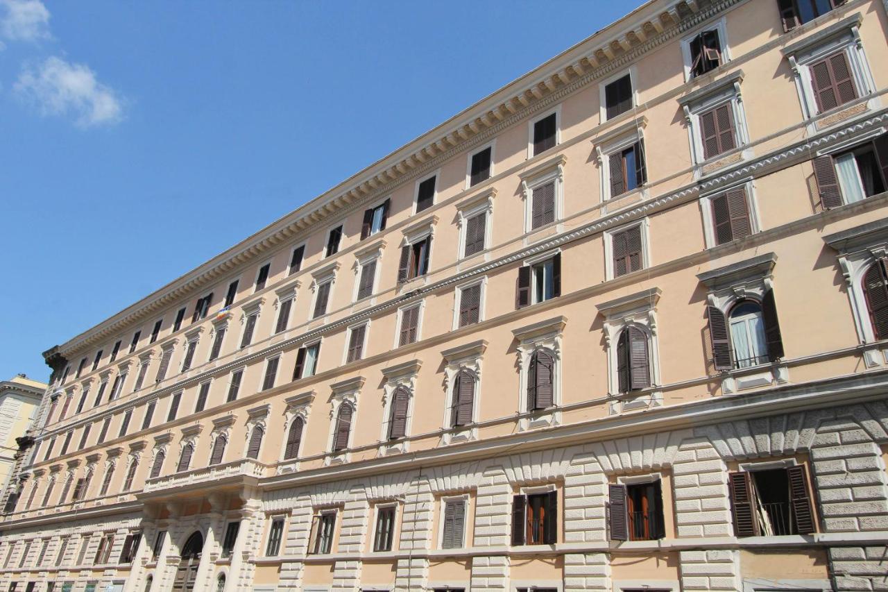 Roman House Exterior photo
